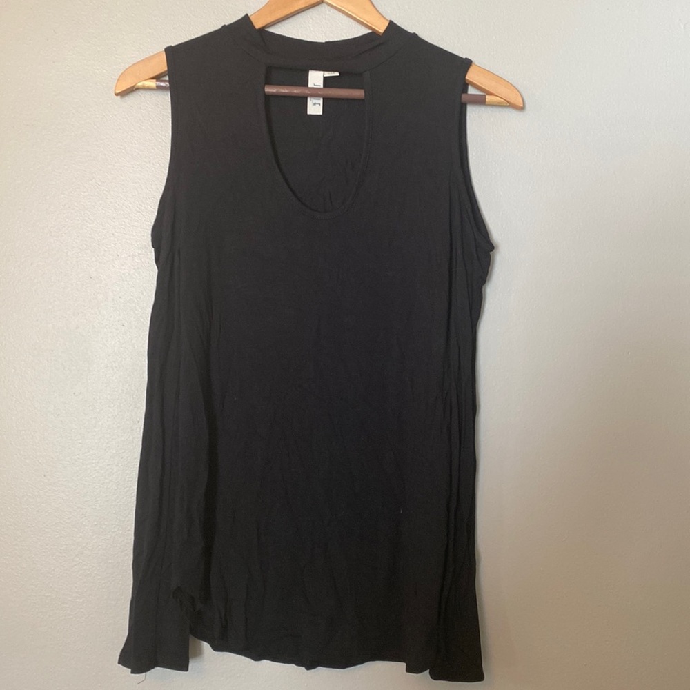 Cold shoulder black shirt